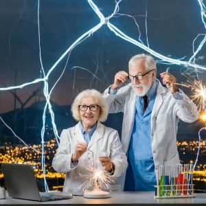 Firefly prąd, elektrostatyka, elektroliza, człowiek z naelektryzowanymi włosami, seniorzy kobieta i (1)